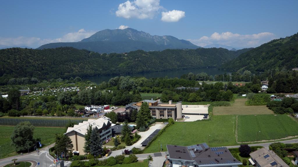 Hotel Bavaria Levico Terme Extérieur photo